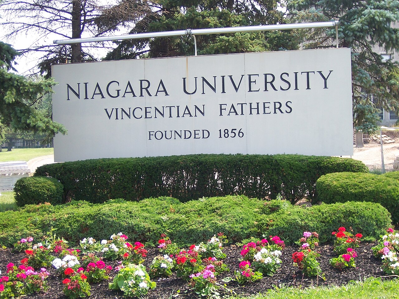 Niagara University sign